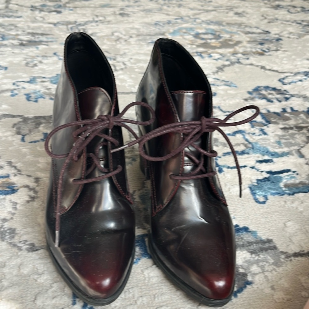 Clarks Pointed Toe Lace up heeled booties